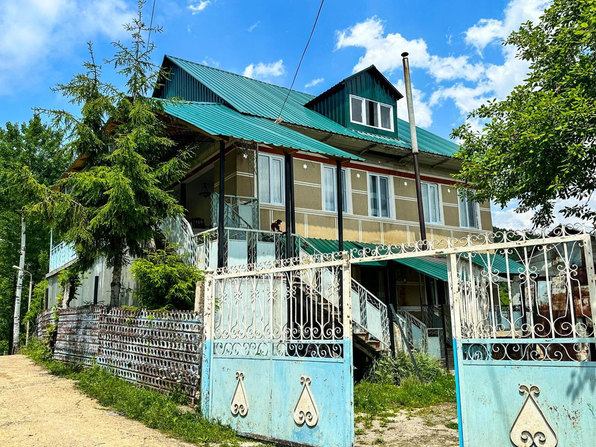 Armazi Hotel Khulo Kültér fotó